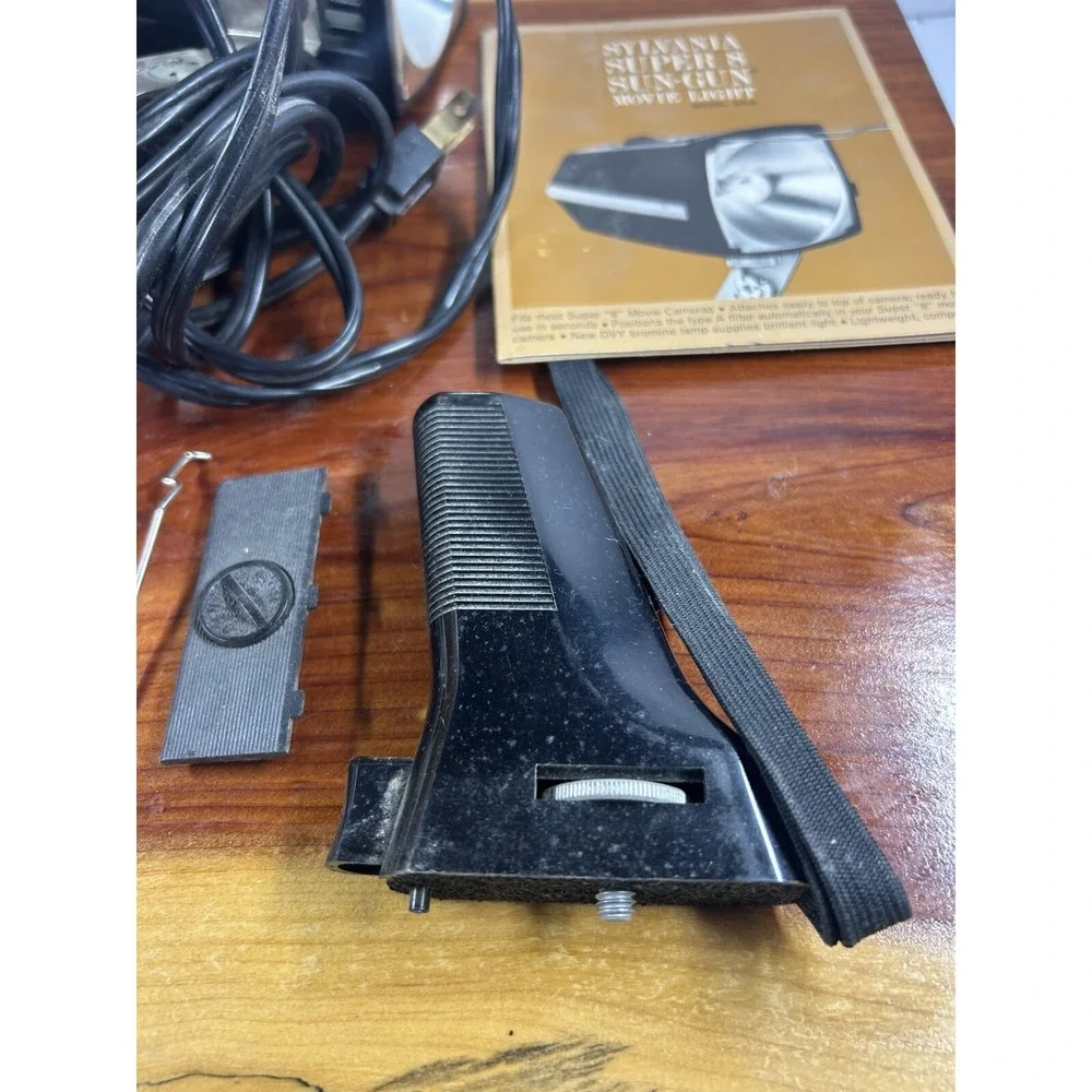 Vintage Sylvania Super 8 Sun Gun Movie Light SG-8‎ Box, Handle & Manual Untested